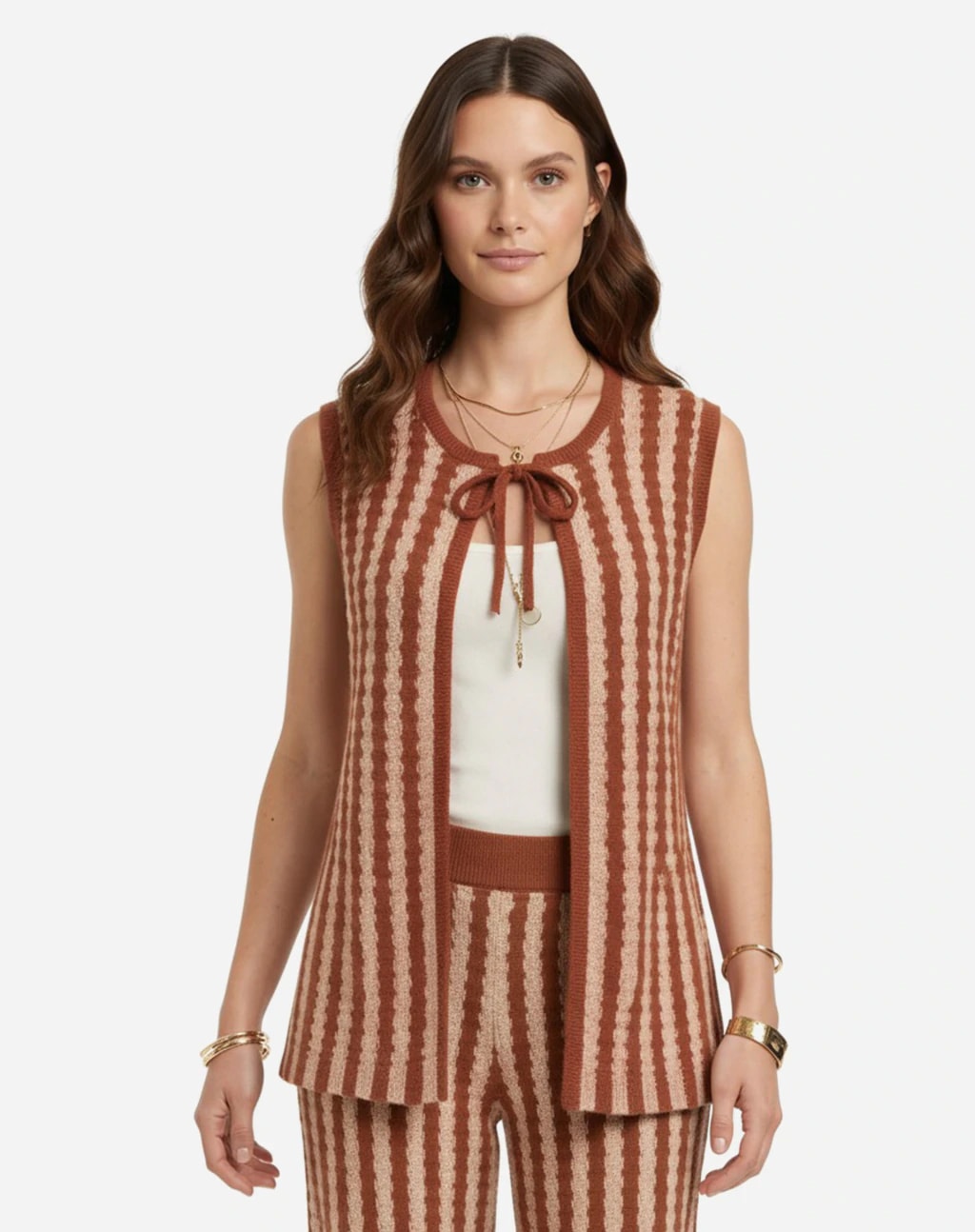 Colete com Amarração de Tricot Listrado - Caramelo