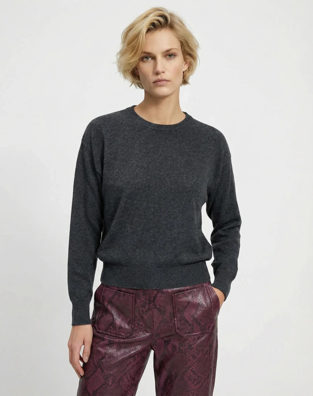 Suéter Cashmere Deluxe Gola Careca - Cinza Mescla Escuro